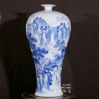 周惠勝手繪青花瓷花瓶梅瓶家居工藝品